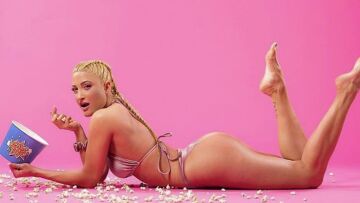 Ιωάννα Τούνη: Η τελευταία πόζα με μπικίνι στην μπανιέρα ξεπέρασε τα 70.000 likes σε λίγες ώρες