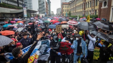 Ισπανία: Αντιρατσιστικές διαδηλώσεις σε Μαδρίτη και Βαρκελώνη