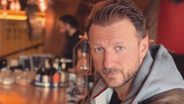 Κώστας Καραφώτης: Δεν αποκάλυψα εγώ τη σχέση μου, την έβγαλαν