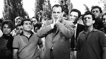 Λάμπρος Κωνσταντάρας: Σαν σήμερα γεννήθηκε ο ηθοποιός - Το αφιέρωμα της Finos Film