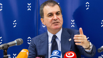 Προκαλεί ξανά ο Τσελίκ: Μην κάνετε αστεία περί σύγκρουσης με την Τουρκία, θα σας γυρίσει μπούμερανγκ