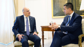 Υπογράφεται η ΑΟΖ μεταξύ Ελλάδας-Ιταλίας