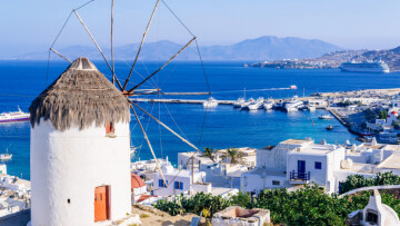 Μύκονος: Πριβέ πάρτι με αλκοόλ, ναρκωτικά και... μυσταγωγικές τελετές! 