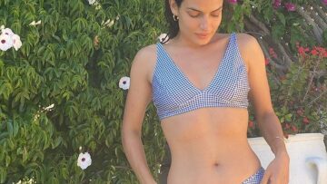 Τόνια Σωτηροπούλου: Βουτιές στην πισίνα και στη θάλασσα με τον Κωστή Μαραβέγια