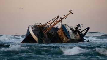 Nέα τραγωδία στη Μεσόγειο: 55 οι νεκροί μετανάστες από το ναυάγιο πλοίου στην Τυνησία