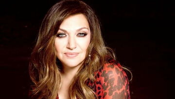  Η Καίτη Γαρμπή με μαλλί… τοστιέρα - Δείτε φωτογραφία