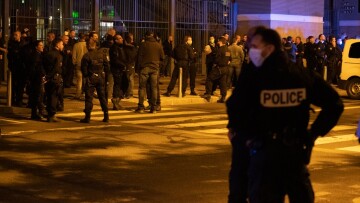 Γαλλία: Συνεχίζουν τις κινητοποιήσεις οι αστυνομικοί που θεωρούν ότι κατηγορούνται αδίκως για ρατσισμό