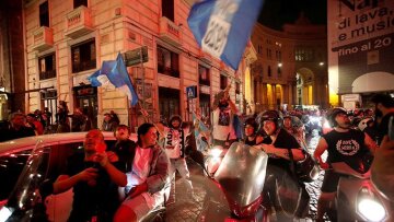 ΠΟΥ: Καταδικάζει τους μαζικούς πανηγυρισμούς στη Νάπολη για την κατάκτηση του Κυπέλλου Ιταλίας 