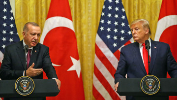 Λιβυκός «πόλεμος» με Ερντογάν, Γαλλία, Τραμπ και... Μπόλτον