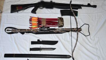 Γρεβενά: Η μπαλωθιά αποκάλυψε βαλλίστρα με βέλη και σπαθί «Κατάνα»!