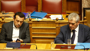 Συνομιλία Μιωνή-Παππά: Μεγάλη ταραχή στο «μαγαζί» του ΣΥΡΙΖΑ