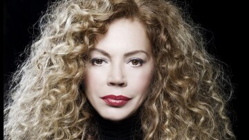 Ελένη Δήμου για J2US: Είναι ανεπίτρεπτο να κακοποιείται το τραγούδι