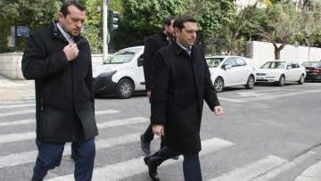 ΣΥΡΙΖΑ: Στριμωγμένο το «μαγαζί» μετά την κασέτα Παππά και το τέλος της υπόθεσης Novartis στις ΗΠΑ