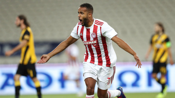 Super League 1, ΑΕΚ-Ολυμπιακός 1-2: Και επισήμως... πρωταθλητής για 45η φορά στην ιστορία του με «διπλό» στο ΟΑΚΑ!