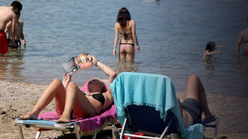 Καιρός - Καλλιάνος: Έρχεται καύσωνας με... 37άρια την Τρίτη - Πόσο θα κρατήσουν οι υψηλές θερμοκρασίες