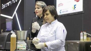 Άλκηστις Αλεξανδράτου & Ντέμη Γεωργίου: Η γνωριμία, η σχέση, τα ομοφοβικά σχόλια και το σύμφωνο συμβίωσης