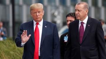 Κόλαφος του CNN για τον Τραμπ: «Θύμα» του Πούτιν και του Ερντογάν - Έκανε «bullying» σε Μέρκελ και Μέι