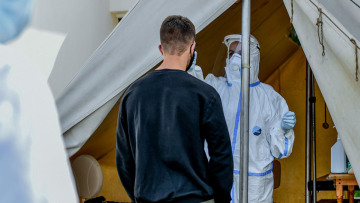 Κορωνοϊός: 20 νέα κρούσματα στη χώρα μας -  Αττική, Καστοριά, Κοζάνη, Σύρος και Λάρισα στο επίκεντρο