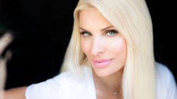 Ο Alpha αποχαιρετά την Ελένη Μενεγάκη