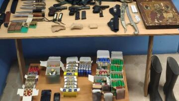 Ροδόπη: Χασισοκαλλιεργητές είχαν παράνομα όπλα και αρχαιότητες