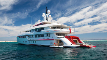 Στην Ελλάδα πέρασε το lockdown Μεξικανός δισεκατομμυριούχος με το γιοτ «Forever One»