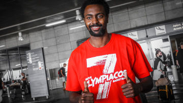 Ολυμπιακός: Στην Ελλάδα ο Ζαν Σαρλ