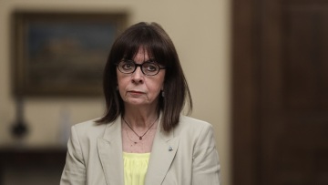 Σακελλαροπούλου για Αγία Σοφία: Ευθεία πρόκληση για την ιστορική μας μνήμη