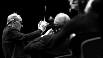 Ένιο Μορικόνε: «Αντίο» στον θρυλικό μαέστρο που ξεκίνησε να συνθέτει από... έξι χρονών