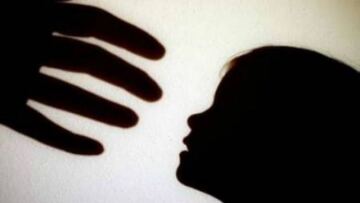 Σοκ στο κέντρο προσφύγων Ριτσώνας: Πατέρας εξανάγκαζε το 8χρονο κοριτσάκι του σε ασελγείς πράξεις