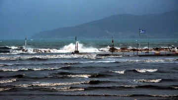 Καιρός: Άνοδος της θερμοκρασίας και 8 μποφόρ στο Αιγαίο