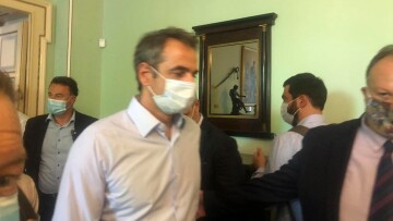 Στην Κέρκυρα ο Κυριάκος Μητσοτάκης: «Ντροπή να βρίσκεται το Αχιλλείο σε αυτή την κατάσταση»