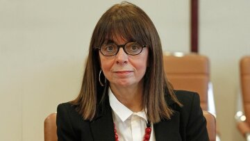 Επικοινωνία Σακελλαροπούλου με Πατριάρχη Βαρθολομαίο για την Αγία Σοφία