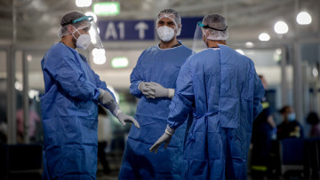 «Έκρηξη» κρουσμάτων: Έφτασαν τα 110 - τα 60 από 2 εστίες στη Βόρεια Ελλάδα - 19 στην Αττική