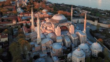 Έντονη ανησυχία εκφράζουν οι διοικητικοί δικαστές για την Αγία Σοφία