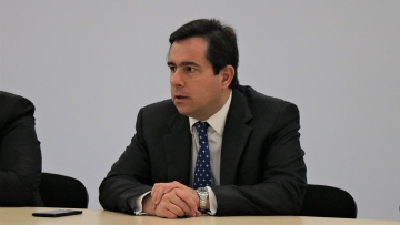 Μηταράκης (ΘΕΜΑ 104,6): Ξεκινάμε εκ νέου τις απελάσεις με πτήσεις - Όποιος θέλει να μείνει στην Ελλάδα να δουλέψει