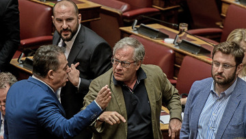 Ο βουλευτής του ΣΥΡΙΖΑ Κώστας Μάρκου είπε «έχετε την κ....ρα σας ανοιχτή, να» σε  βουλευτές του ΚΙΝΑΛ