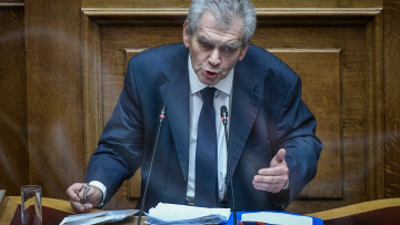 Δημήτρης Παπαγγελόπουλος: Κλήθηκε σε απολογία για τη σκευωρία της Novartis