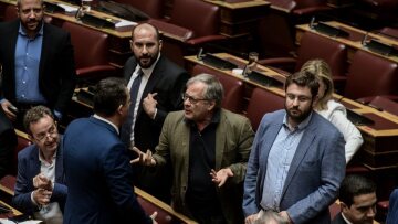 O Μάρκου του ΣΥΡΙΖΑ αρνήθηκε να παραιτηθεί από το Κεντρικό Συμβούλιο Υγείας μετά τη χυδαία συμπεριφορά του