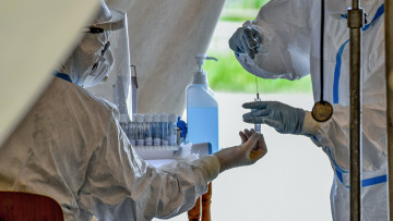 Κορωνοϊός: Στο «κόκκινο» η Αττική με 133 κρούσματα - 302 συνολικά, 53 διασωληνωμένοι