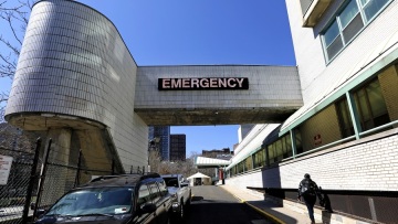 ΗΠΑ: Σχεδόν 150.000 νεκροί και 4,3 εκατομμύρια κρούσματα