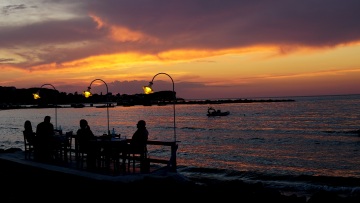 Bild: Θα γίνει η Ελλάδα φορολογικός παράδεισος;