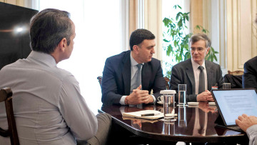 Μητσοτάκης προς επιδημιολόγους: Πείτε μας να πάρουμε νέα μέτρα εάν το κρίνετε αναγκαίο
