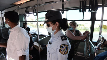 Κορωνοϊός: Εκατοντάδες έλεγχοι σε πλοία και μέσα μαζικής μεταφοράς - Ποιες παραβάσεις εντοπίστηκαν