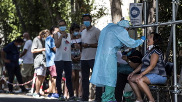 Ιταλία:«Λουκέτο» σε όλα τα κλαμπ - Απαγορεύεται ο χορός σε ξενοδοχεία και παραλίες