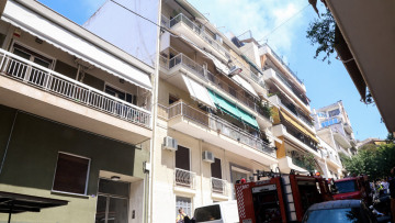 Τραγωδία στην Κυψέλη: Δύο οι νεκροί από φωτιά σε διαμέρισμα - Δείτε φωτογραφίες και βίντεο