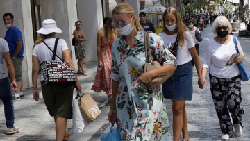 Κορωνοϊός: Κανένας εφησυχασμός παρά την μείωση των κρουσμάτων της Δευτέρας