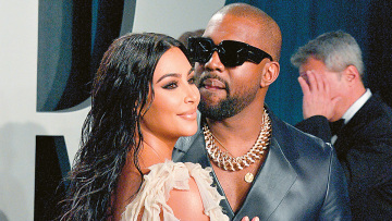 Κιμ Καρντάσιαν - Κάνιε Γουέστ: Η οικογενειακή selfie που βάζει τέλος στο... διαζύγιό τους 