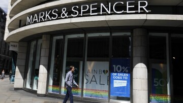 Βρετανία: Η Marks and Spencer καταργεί 7.000 θέσεις εργασίας
