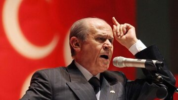 Τουρκική προκλητικότα-Μπαχτσελί: Όποιος τολμήσει να αντιμετωπίσει το ναυτικό μας στο Αιγαίο θα πληρώσει βαρύ τίμημα