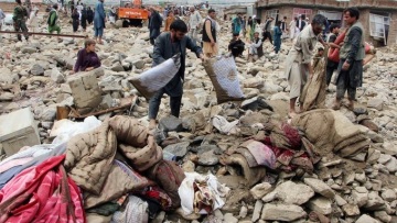 Aφγανιστάν: Τουλάχιστον 100 οι νεκροί από τις πλημμύρες